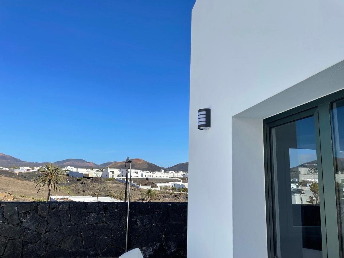 Villa Vulcano Uga ภายนอก รูปภาพ